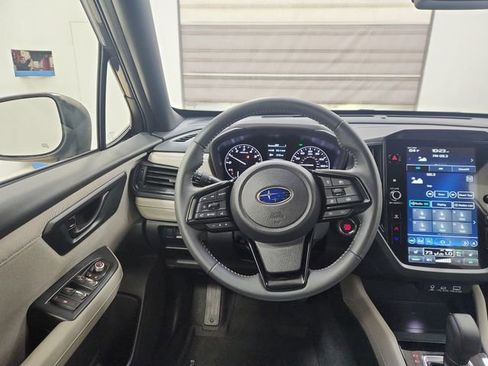 Used 2025 Subaru Forester Premium image 12