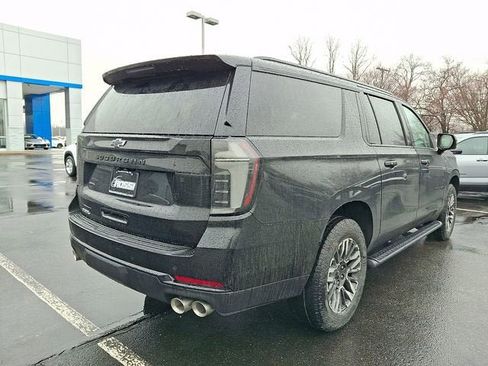 New 2026 Chevrolet Suburban Z71 w/ Z71 Off-Road Package image 4