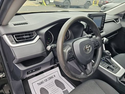 Used 2020 Toyota RAV4 XLE w/ All Weather Liner Package AWD/4WD image 25