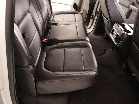 Used 2019 GMC Sierra 1500 SLT RWD image 14