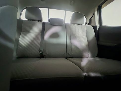 Used 2020 Toyota Tacoma SR5 RWD image 32