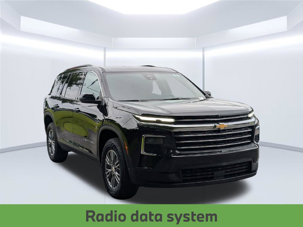 Used 2025 Chevrolet Traverse LT AWD/4WD image 9