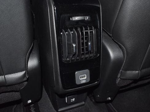 Used 2024 Jeep Compass Limited AWD/4WD image 17