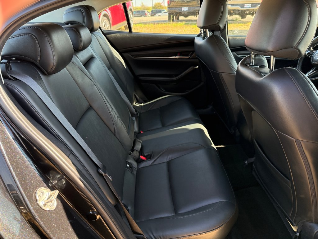 Used 2024 MAZDA MAZDA3 s FWD image 36
