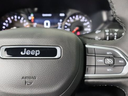 New 2026 Jeep Compass Latitude image 10