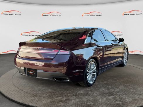Used 2013 Lincoln MKZ FWD image 8