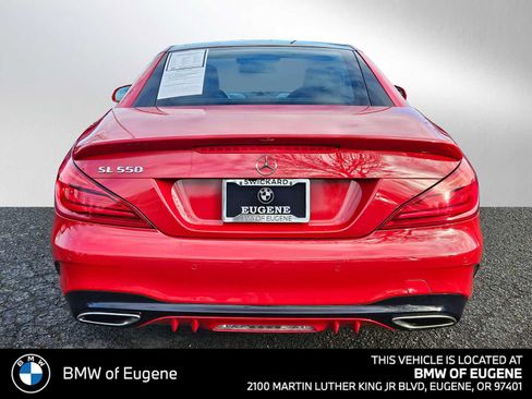 Used 2017 Mercedes-Benz SL 550 image 4