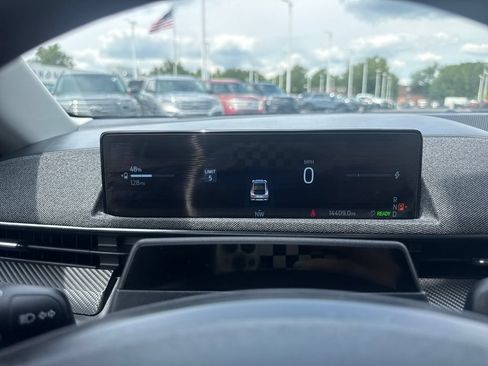 Used 2025 Ford Mustang Mach-E Premium AWD/4WD image 37