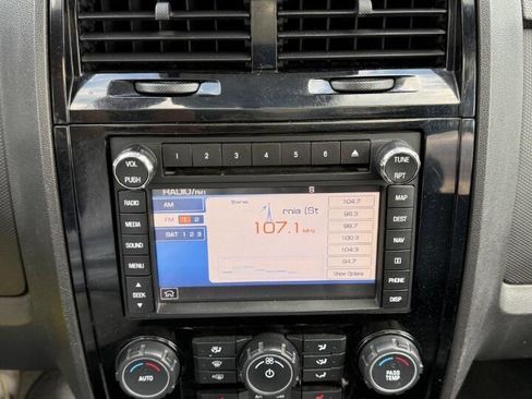 Used 2012 Ford Escape Limited AWD/4WD image 16
