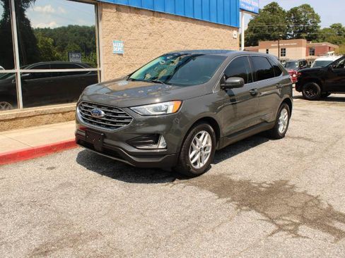 Used 2021 Ford Edge SEL w/ Cargo Accessory Package FWD image 3