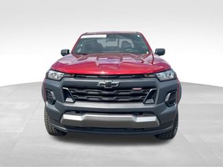 Used 2024 Chevrolet Colorado Trail Boss w/ Advanced Trailering Package AWD/4WD video 3