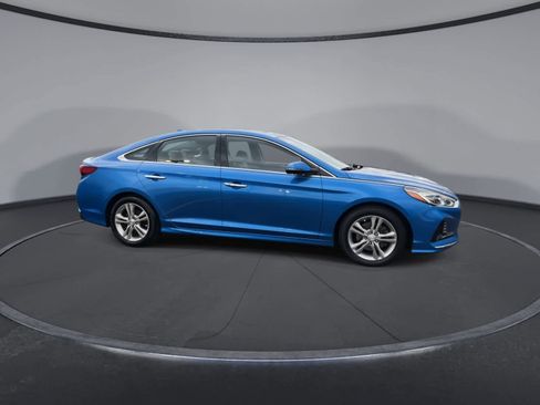 Used 2018 Hyundai Sonata Limited image 9