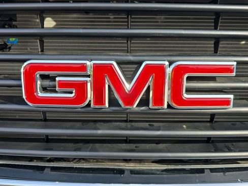 New 2025 GMC Savana 2500 w/ Chrome Appearance Package RWD image 28