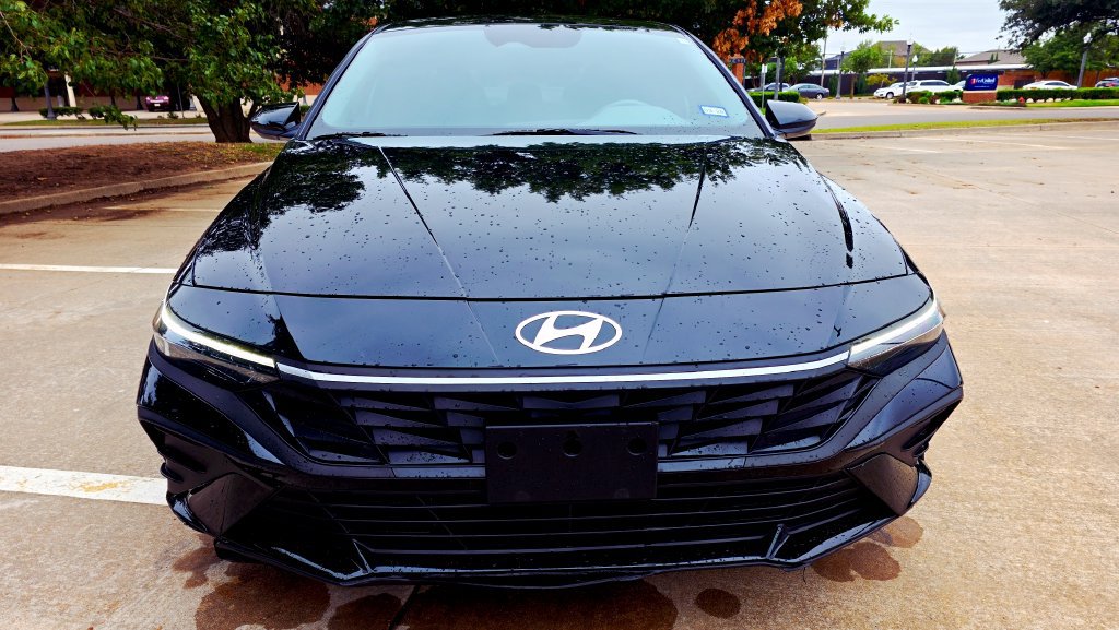 Used 2026 Hyundai Elantra Sport FWD image 18
