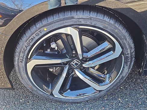 Used 2022 Honda Accord Sport image 7