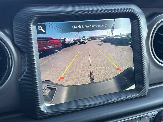 Used 2023 Jeep Gladiator Sport AWD/4WD image 30
