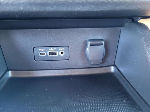 Used 2020 Nissan Sentra SV w/ SV Premium Package FWD image 26