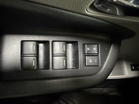 Used 2019 Honda Pilot Touring image 24