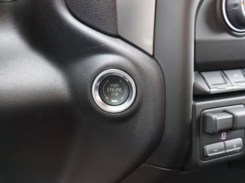 New 2026 Chevrolet Silverado 1500 Custom Trail Boss w/ LPO, Dark Essentials Package image 12