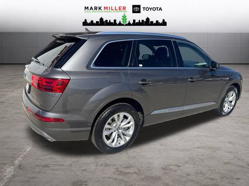 Used 2019 Audi Q7 3.0T Premium Plus w/ Premium Plus Package AWD/4WD image 5
