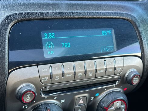 Used 2011 Chevrolet Camaro SS image 25