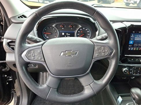 Used 2021 Chevrolet Traverse RS image 16