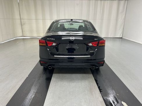 Used 2023 Nissan Altima 2.5 SV w/ SV Premium Package AWD/4WD image 22