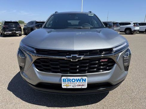 New 2026 Chevrolet Trax RS image 4