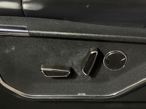 Used 2022 Ford F150 Platinum AWD/4WD image 20