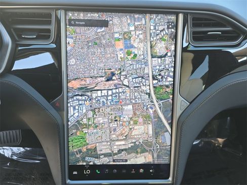 Used 2020 Tesla Model S Long Range image 25