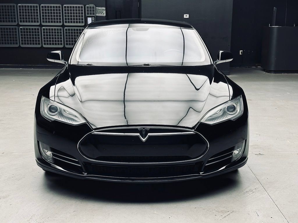 Used 2013 Tesla Model S Performance RWD image 11