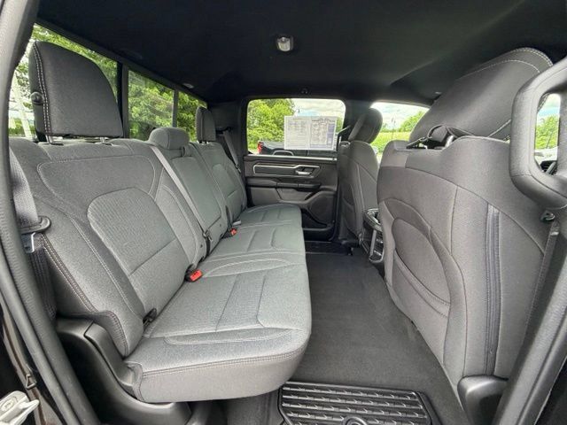 Used 2022 RAM 1500 Big Horn AWD/4WD image 37