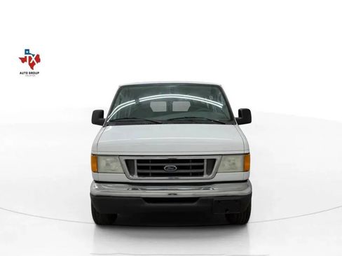Used 2003 Ford E-350 and Econoline 350 XL RWD image 6