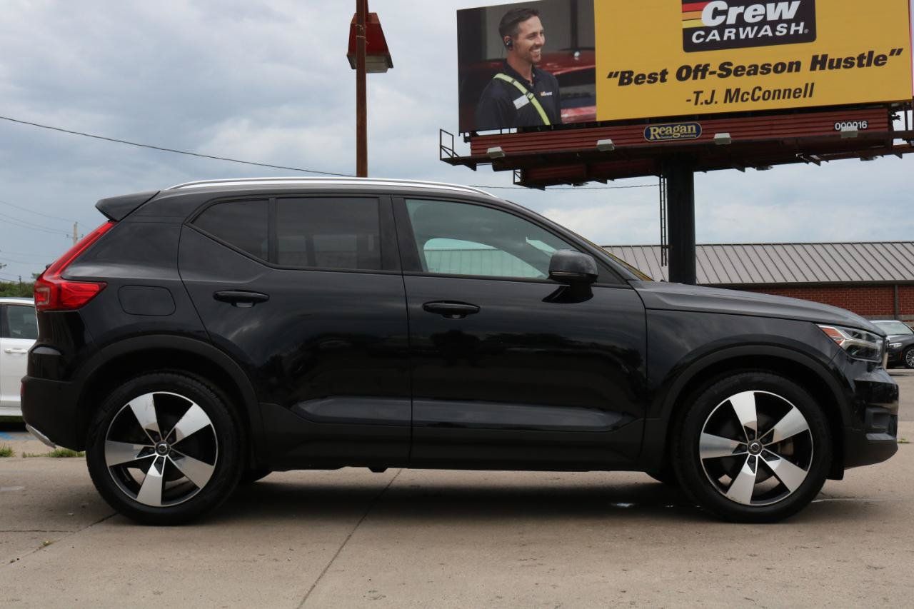 Used 2019 Volvo XC40 T5 Momentum AWD/4WD image 10