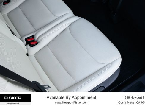 Used 2023 Tesla Model X image 29