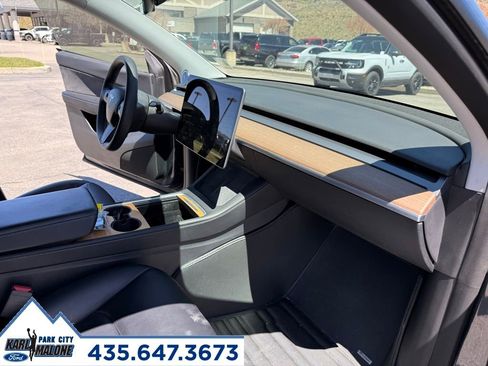 Used 2021 Tesla Model Y Performance AWD/4WD image 36