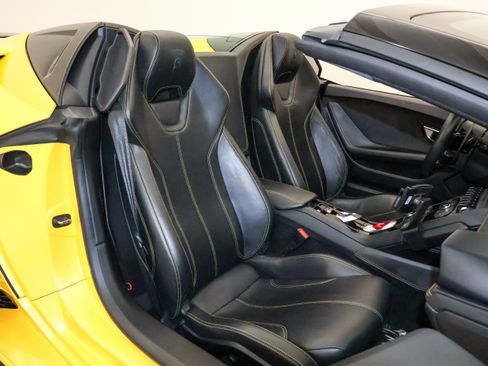Used 2017 Lamborghini Huracan LP 610-4 AWD/4WD image 51