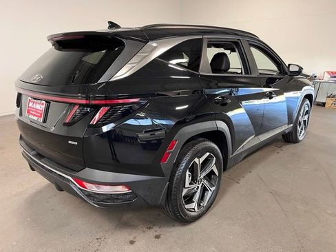 Used 2022 Hyundai Tucson SEL w/ Convenience + Premium Package image 3