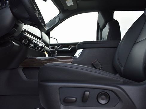 New 2026 Chevrolet Silverado 1500 LT Trail Boss w/ LT Trail Boss Premium Package AWD/4WD image 7