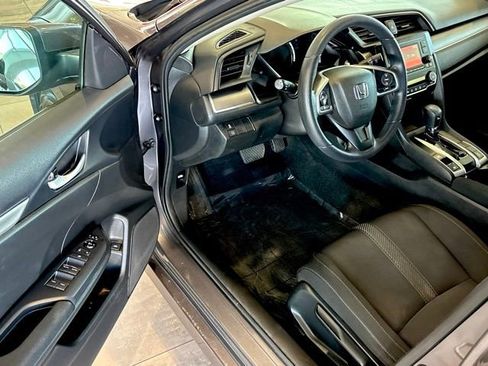Used 2018 Honda Civic LX image 9