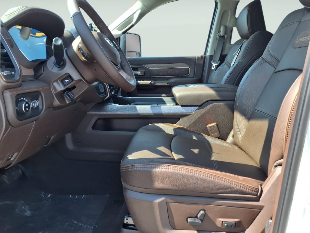 New 2027 RAM 2500 Limited AWD/4WD image 9
