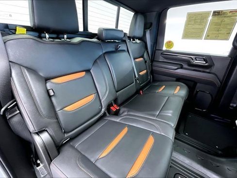 Used 2025 GMC Sierra 3500 AT4 w/ AT4 Premium Plus Package image 18