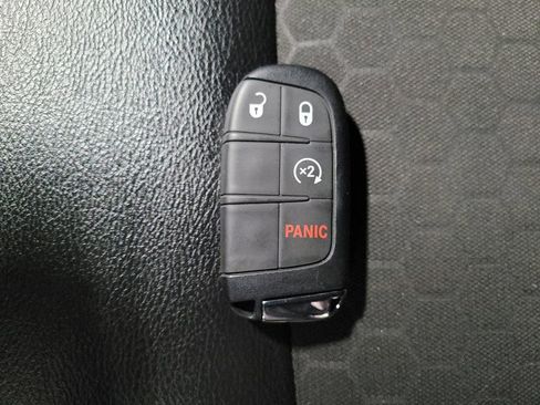 Used 2020 Jeep Compass Latitude w/ Popular Equipment Group image 32