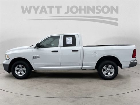 Used 2024 RAM 1500 Classic SLT image 2