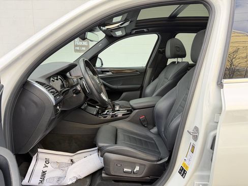Used 2019 BMW X3 xDrive30i w/ Driving Assistance Package image 12