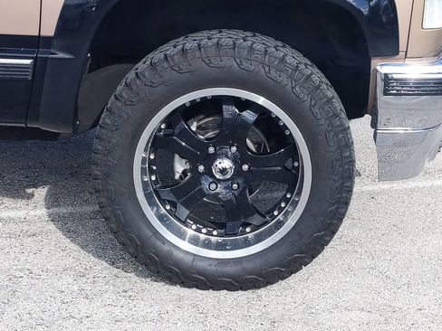 Used 1994 GMC Yukon 4WD 2-Door image 10