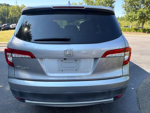 Used 2021 Honda Pilot EX image 6