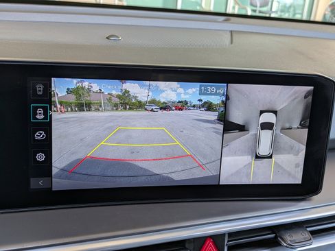 Used 2025 Kia Sorento SX Prestige image 29