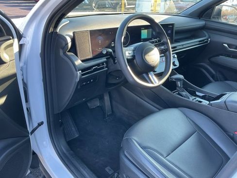 Certified 2025 Hyundai Santa Cruz SEL image 11