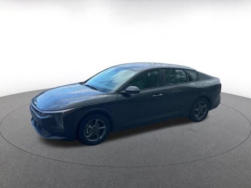 Used 2025 Kia K4 FWD image 7